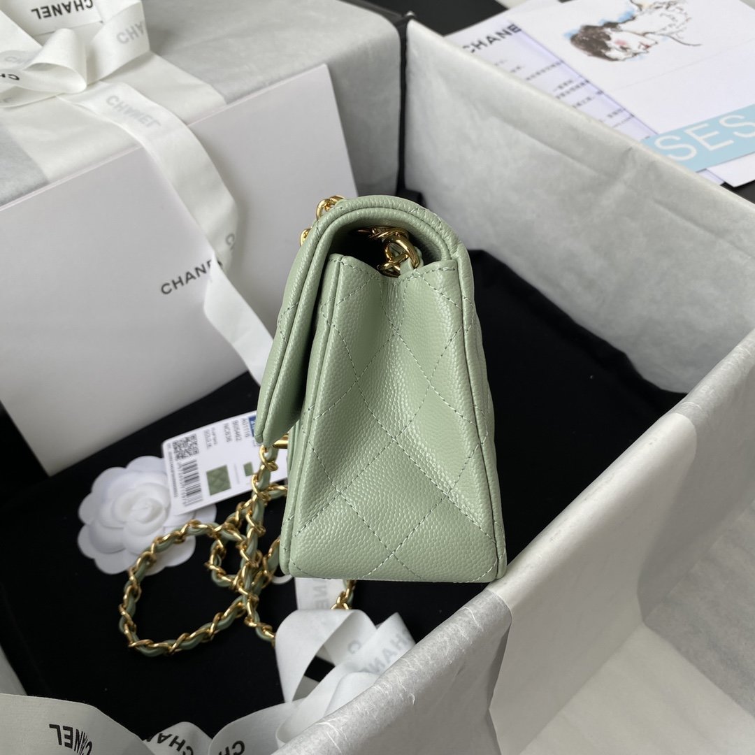 Chanel Mini Classic Flapbag 20cm