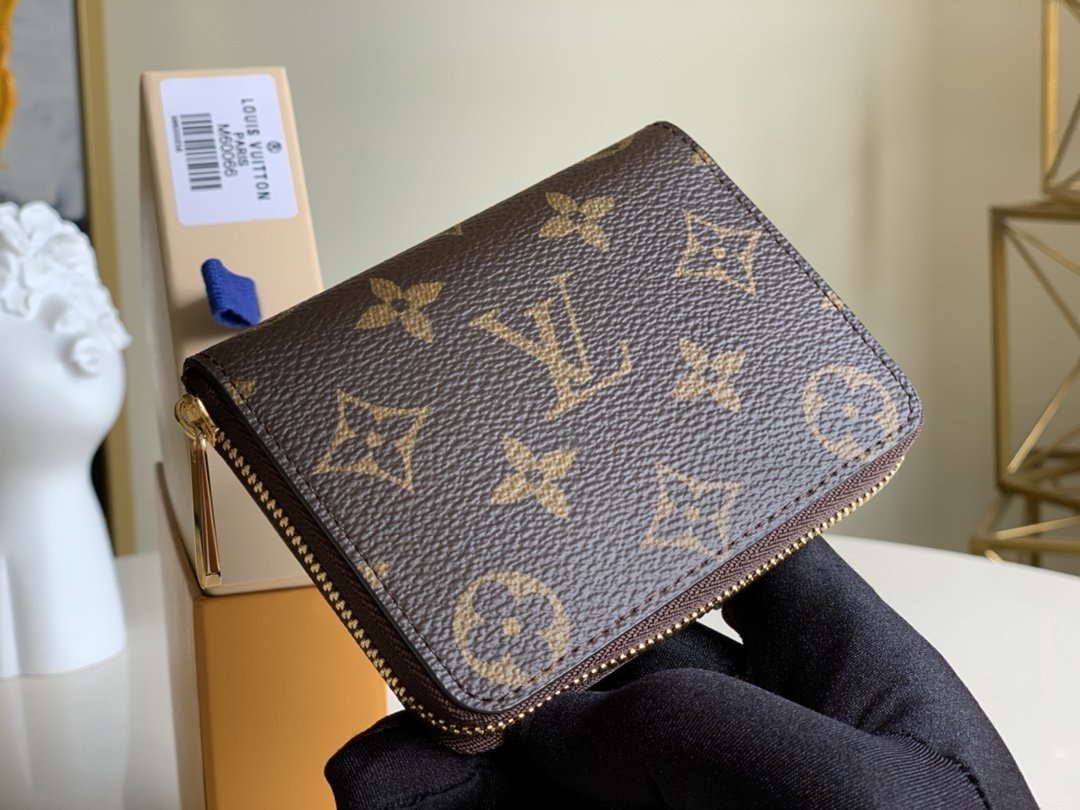 Louis Vuitton Monogram Clutch 11cm Brown