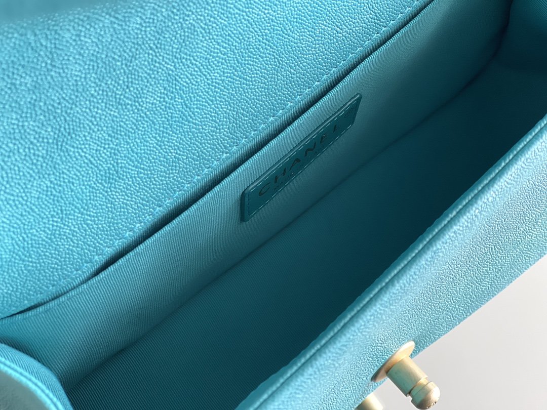 Chanel Medium Classic Flapbag 25cm Blue