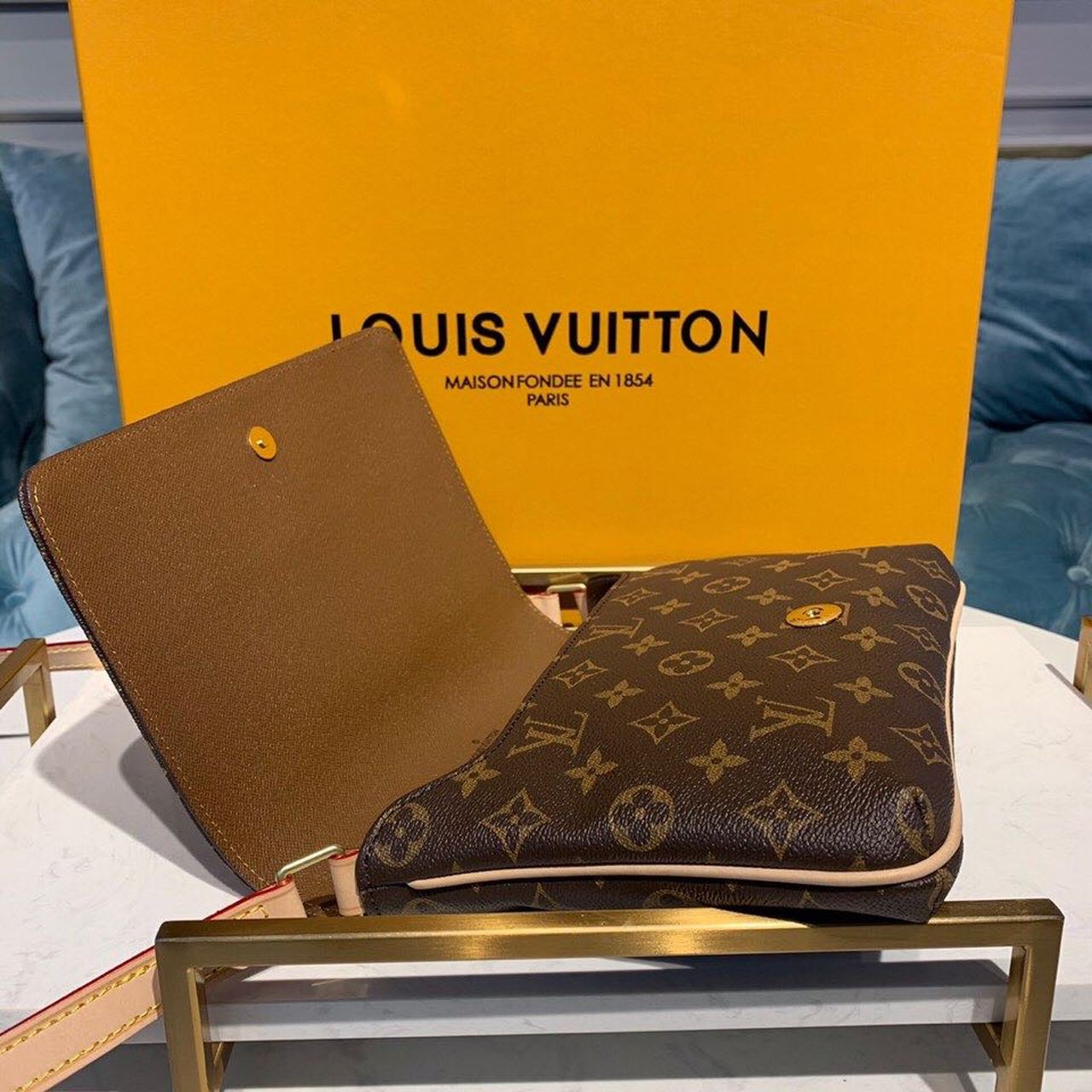 Louis Vuitton Musette Tango Shoulder Bag 26cm Monogram Canvas Spring/Summer Collection M51257, Brown
