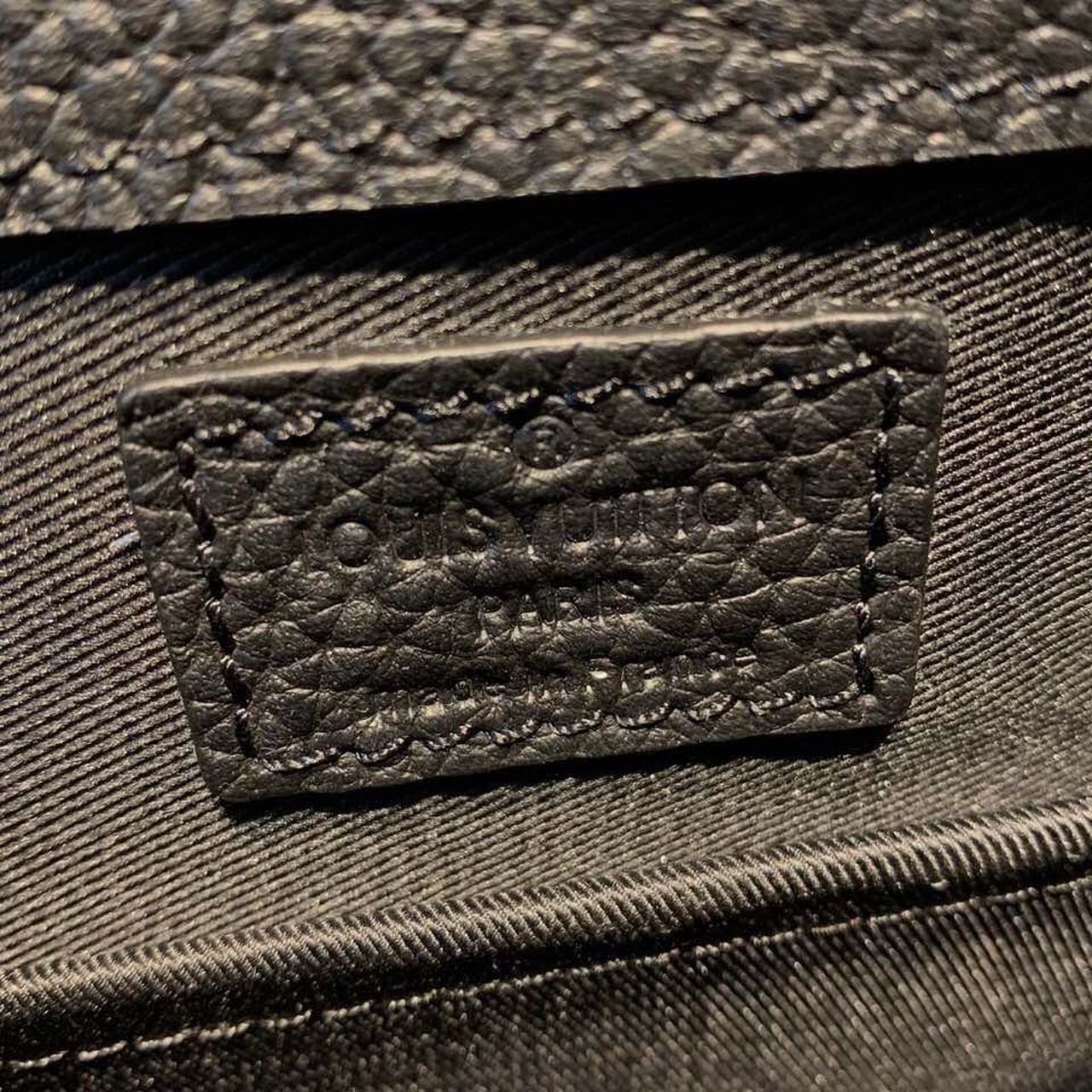 Louis Vuitton Mens Briefcase Runway Bag 28cm Monogram Empreinte Spring/Summer Collection M44476, Black