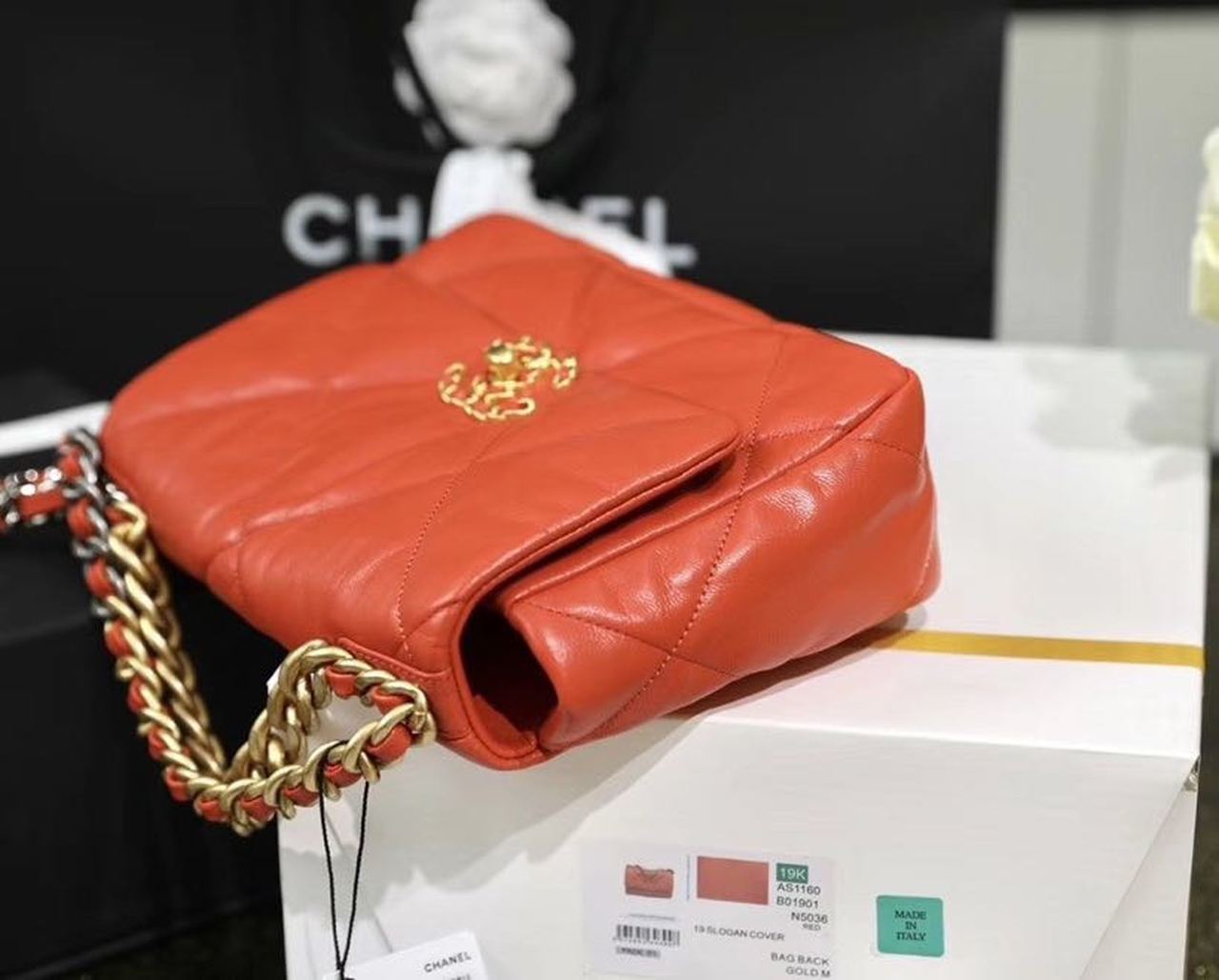 Chanel 19 Flap Bag 26cm Goatskin Leather Spring/Summer Act 1 Collection, Red