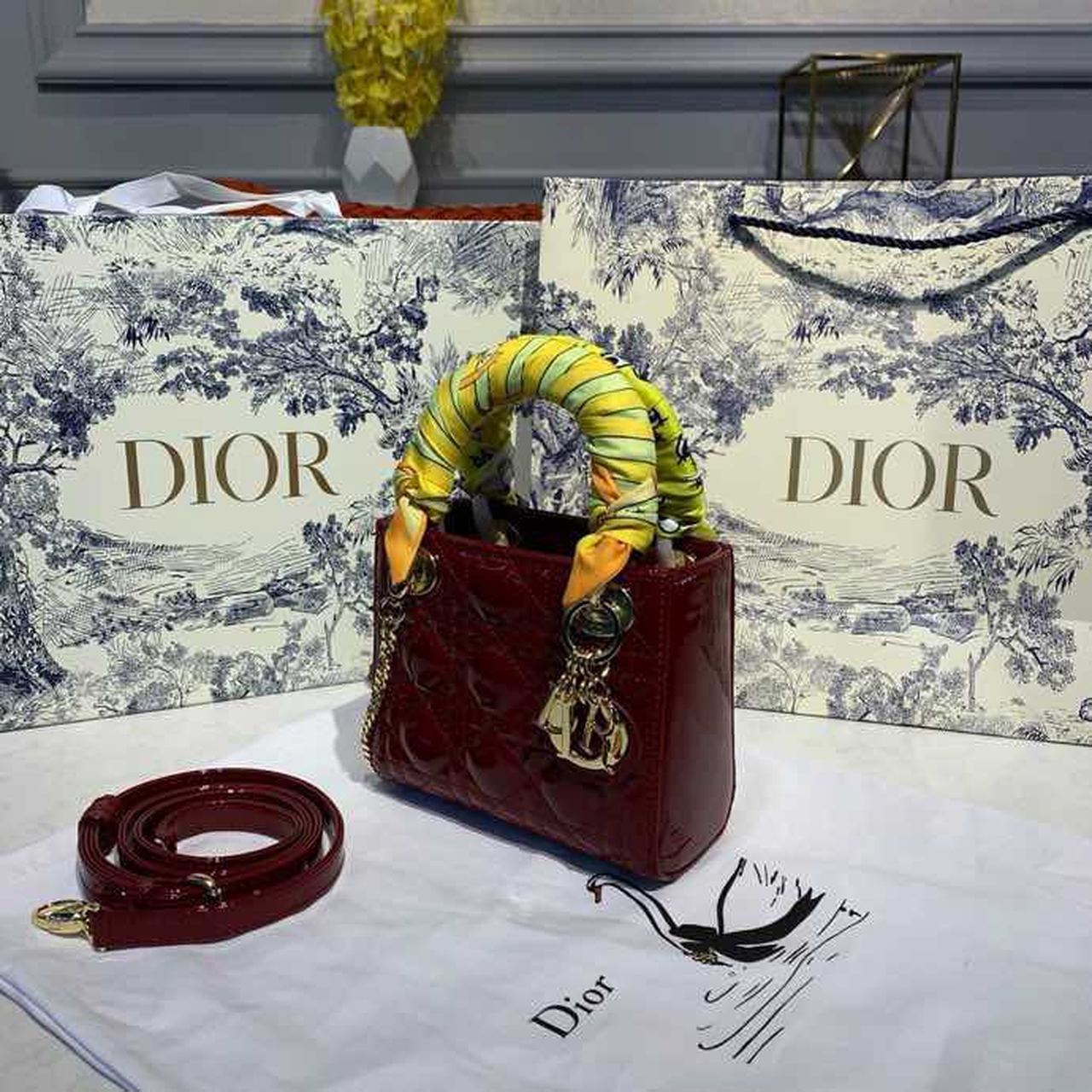 Christian Dior Mini Lady Dior Bag 18cm with Chain Gold Hardware Patent Leather Spring/Summer Collection, Burgundy