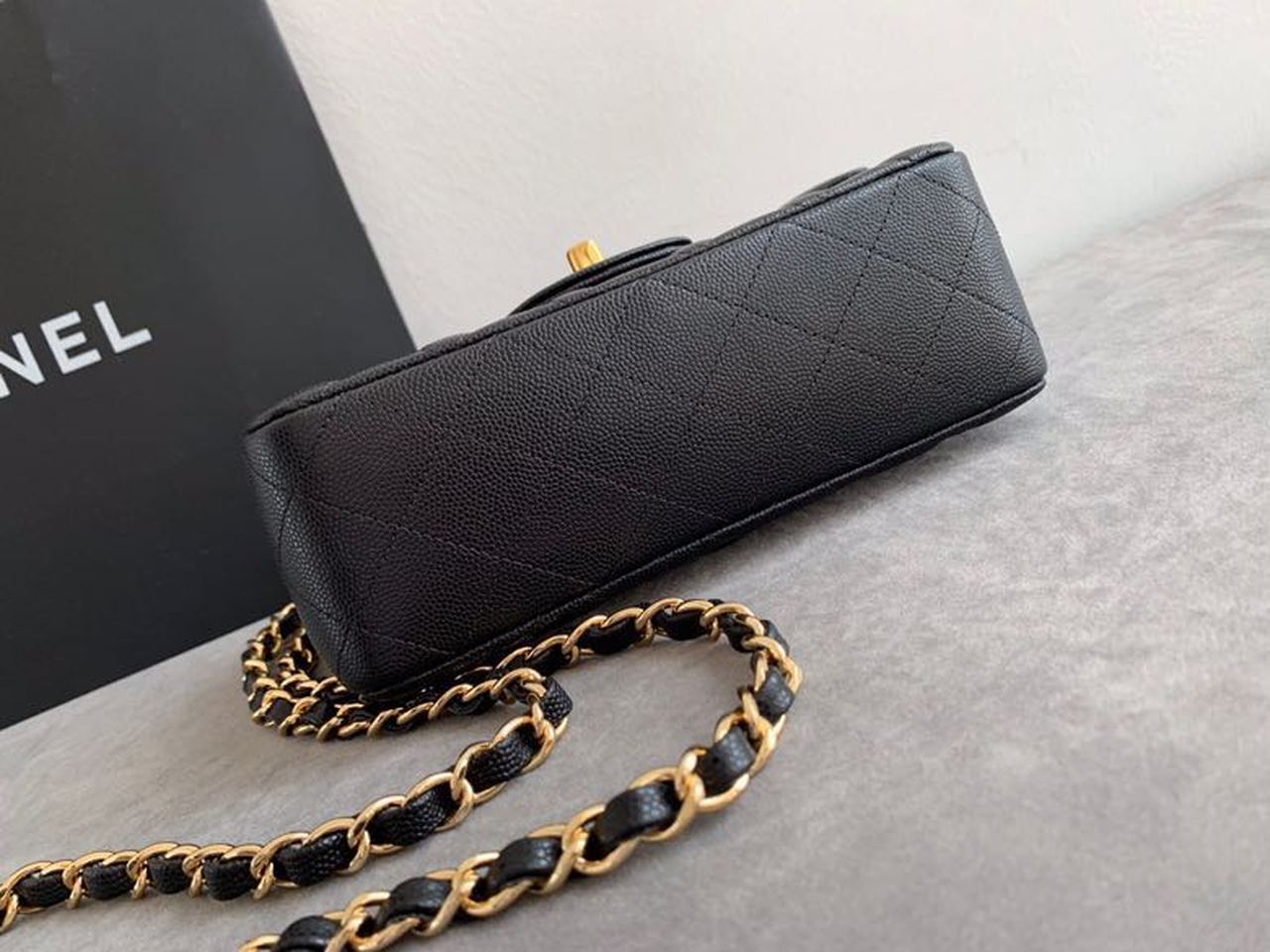 Chanel Classic Flap Bag 20cm Gold Hardware Caviar Leather Spring/Summer Collection Black