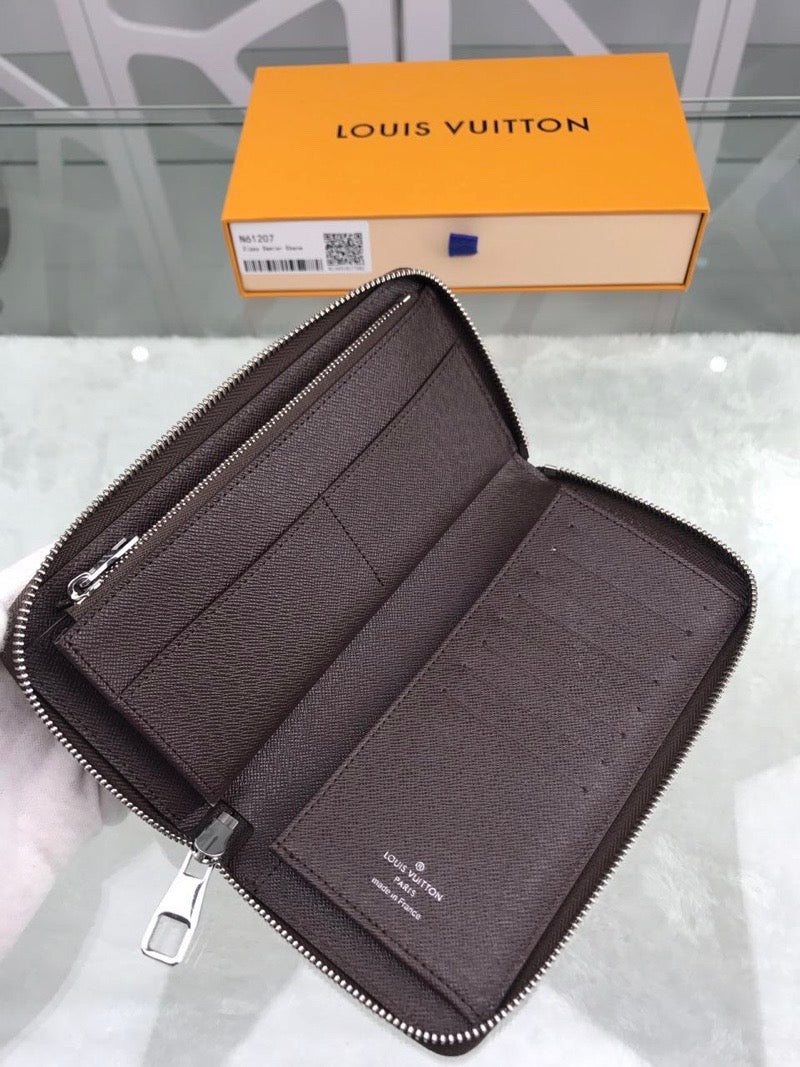 Louis Vuitton Zippy Vertical Wallet 20cm