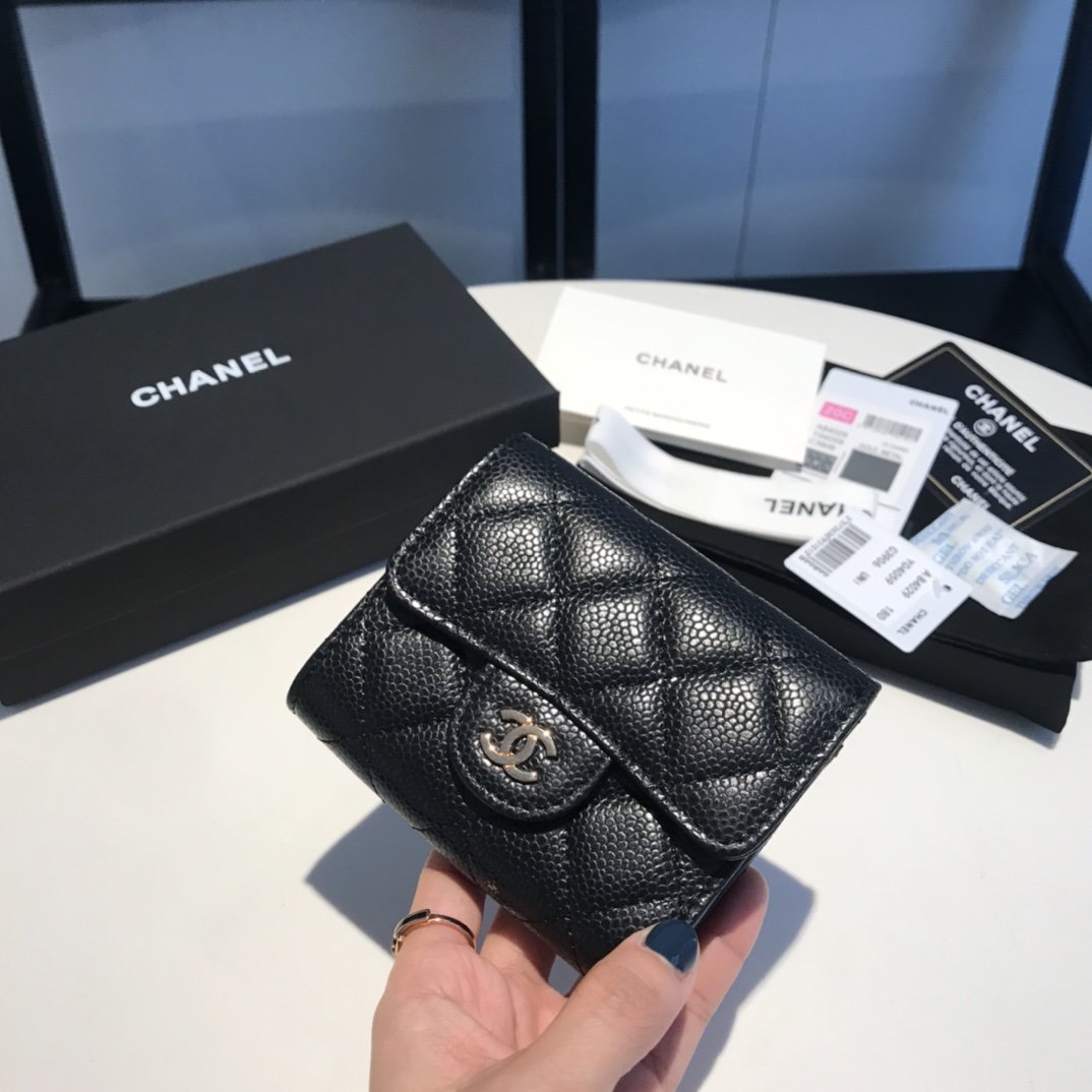 CO-CO Chanel Card Wallet With Gold Hardware 11cm
