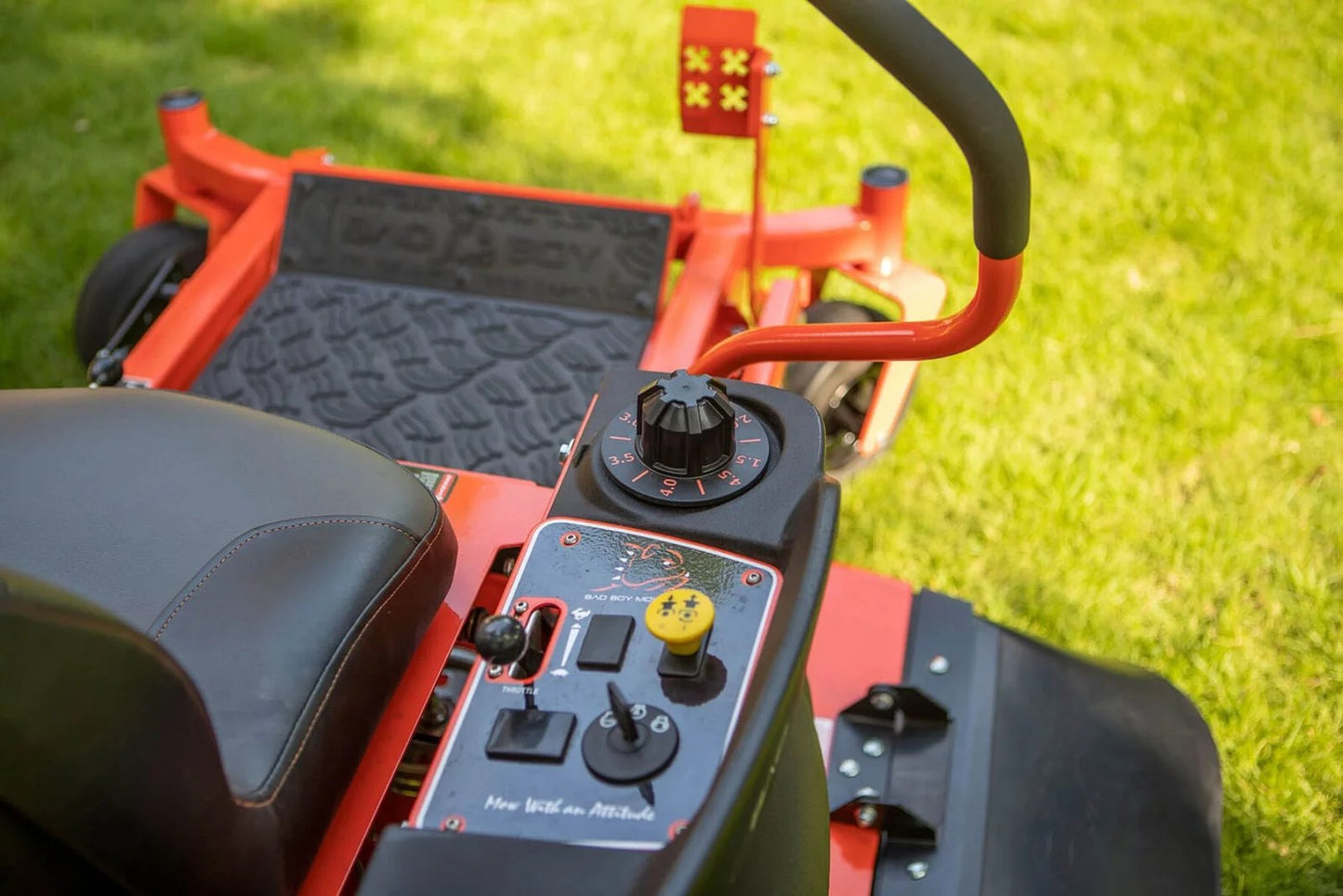 Bad Boy MZ Rambler 42″ Kohler Zero-Turn Mower BMZ4219KO