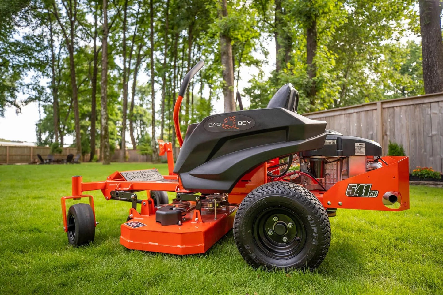 Bad Boy MZ Rambler 42″ Kohler Zero-Turn Mower BMZ4219KO