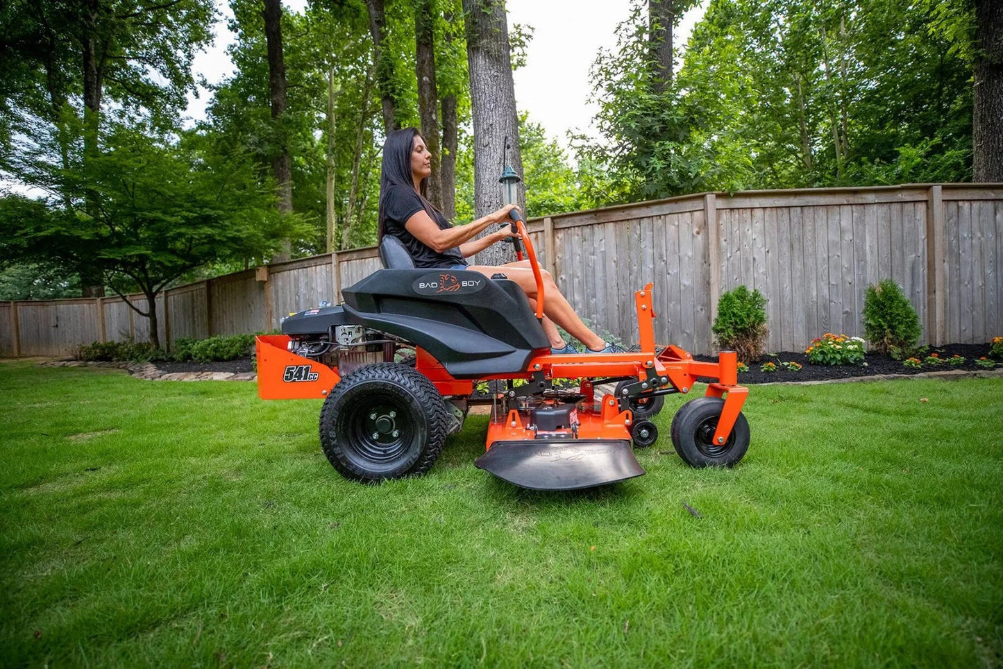 Bad Boy MZ Rambler 42″ Kohler Zero-Turn Mower BMZ4219KO