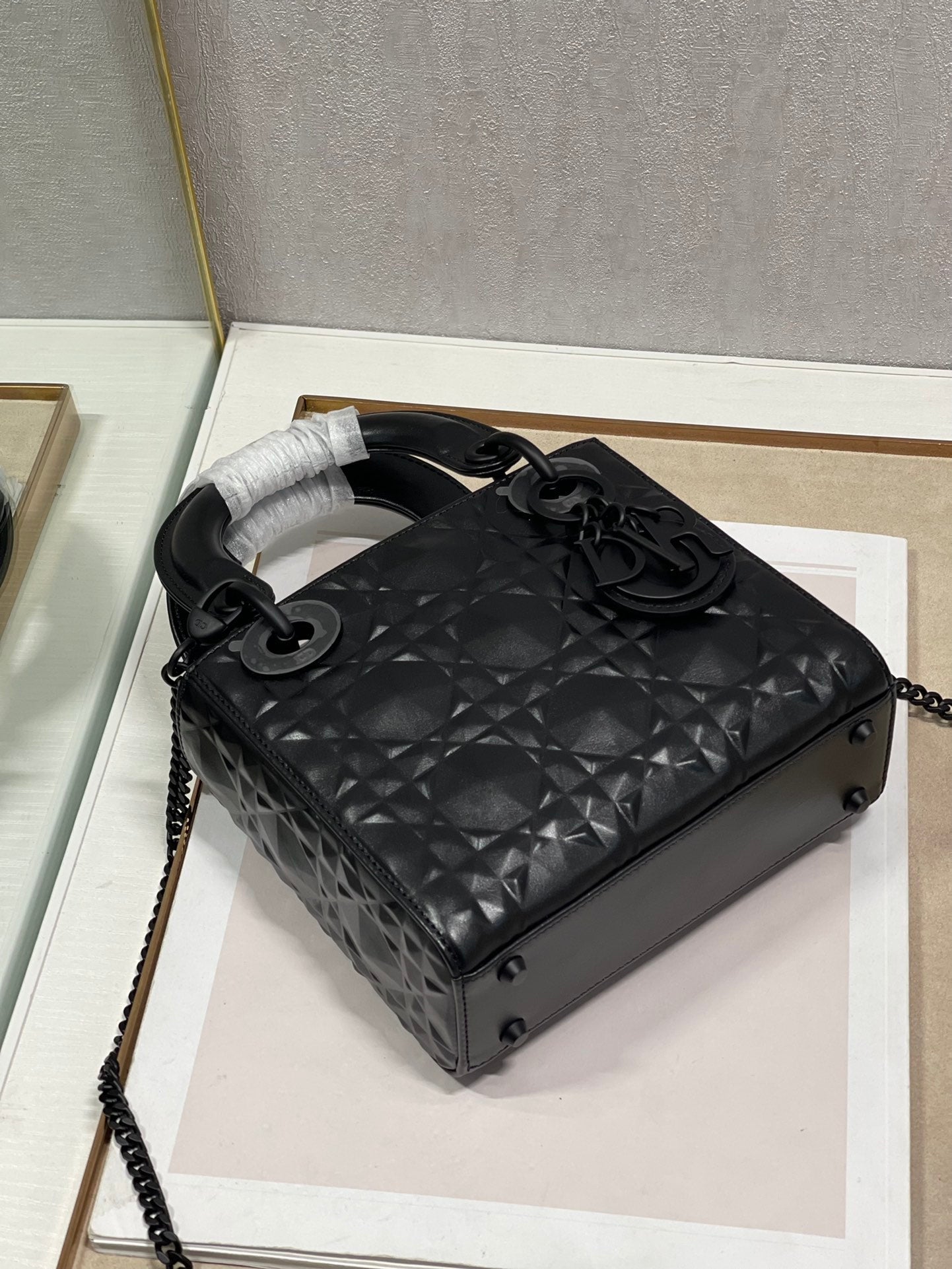 Christian Dior Lady Dior Bag Black Metal Hardware 17cm Black