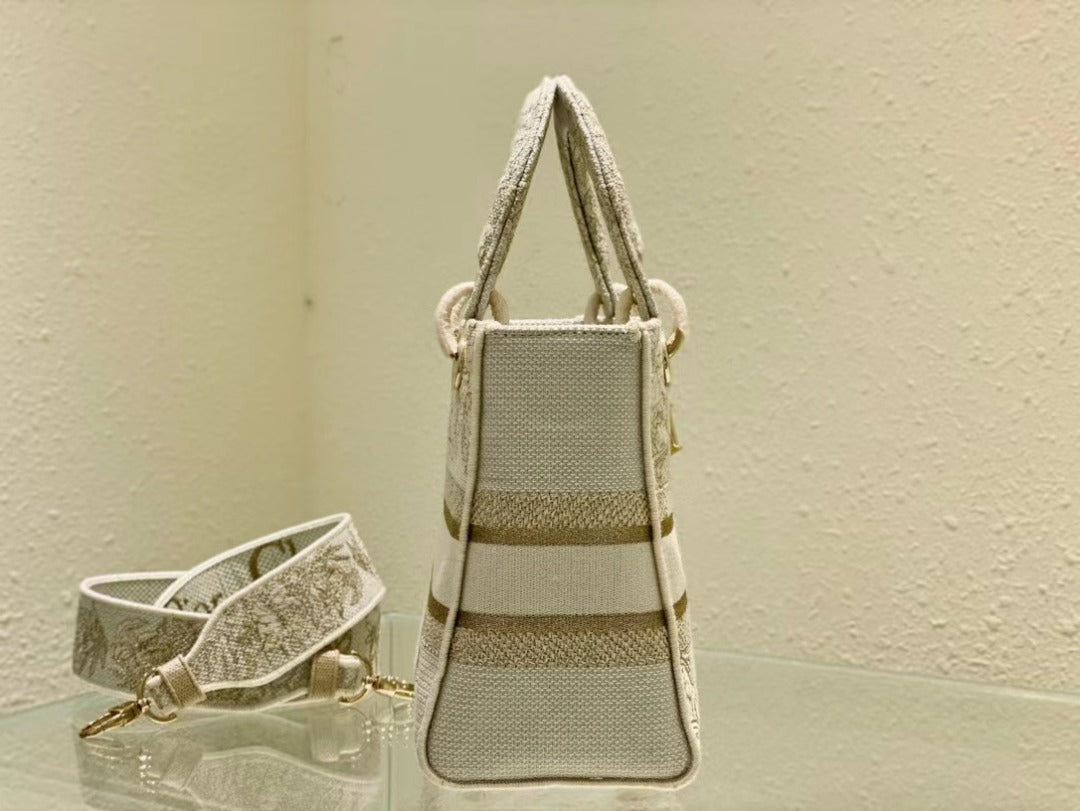 Christian Dior Medium Lady D-Lite Bag 24cm