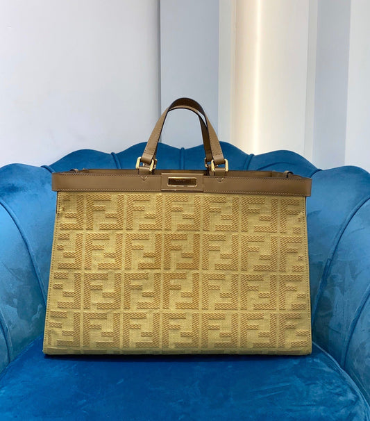 Fendi Logo Shopper Tote Bag Brown