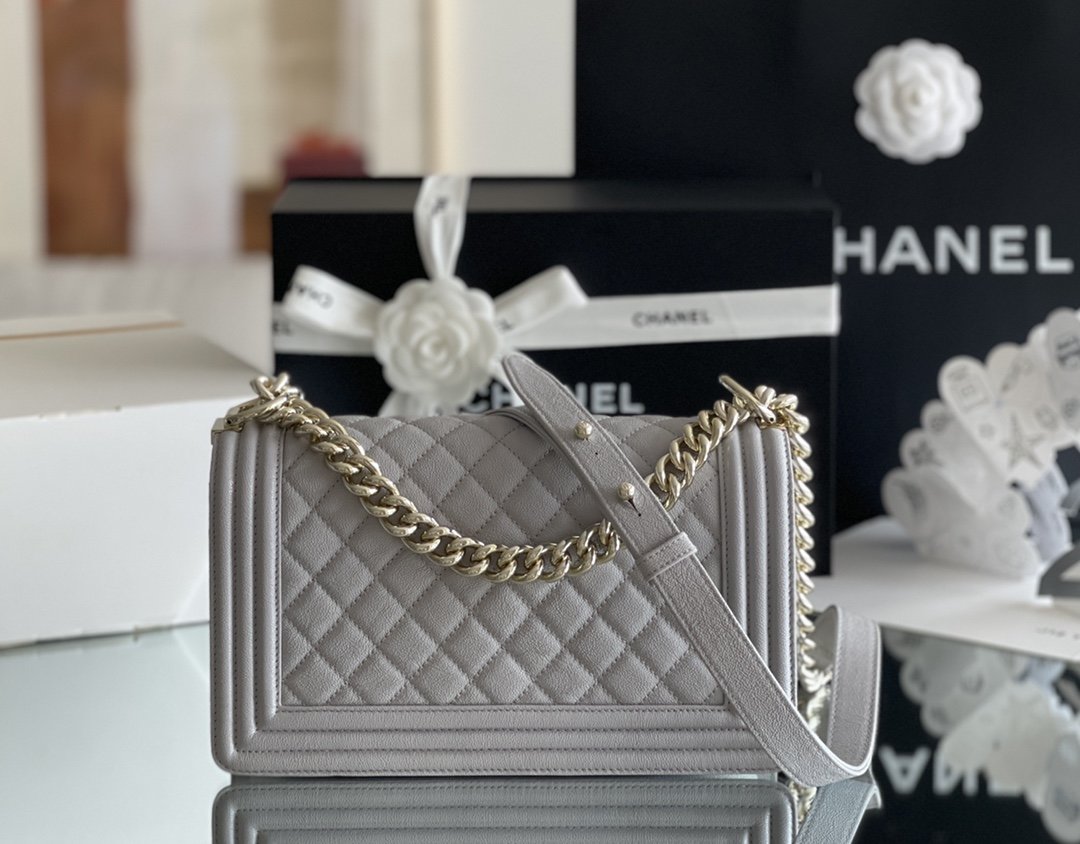 Chanel Medium Classic Flapbag 25cm Grey