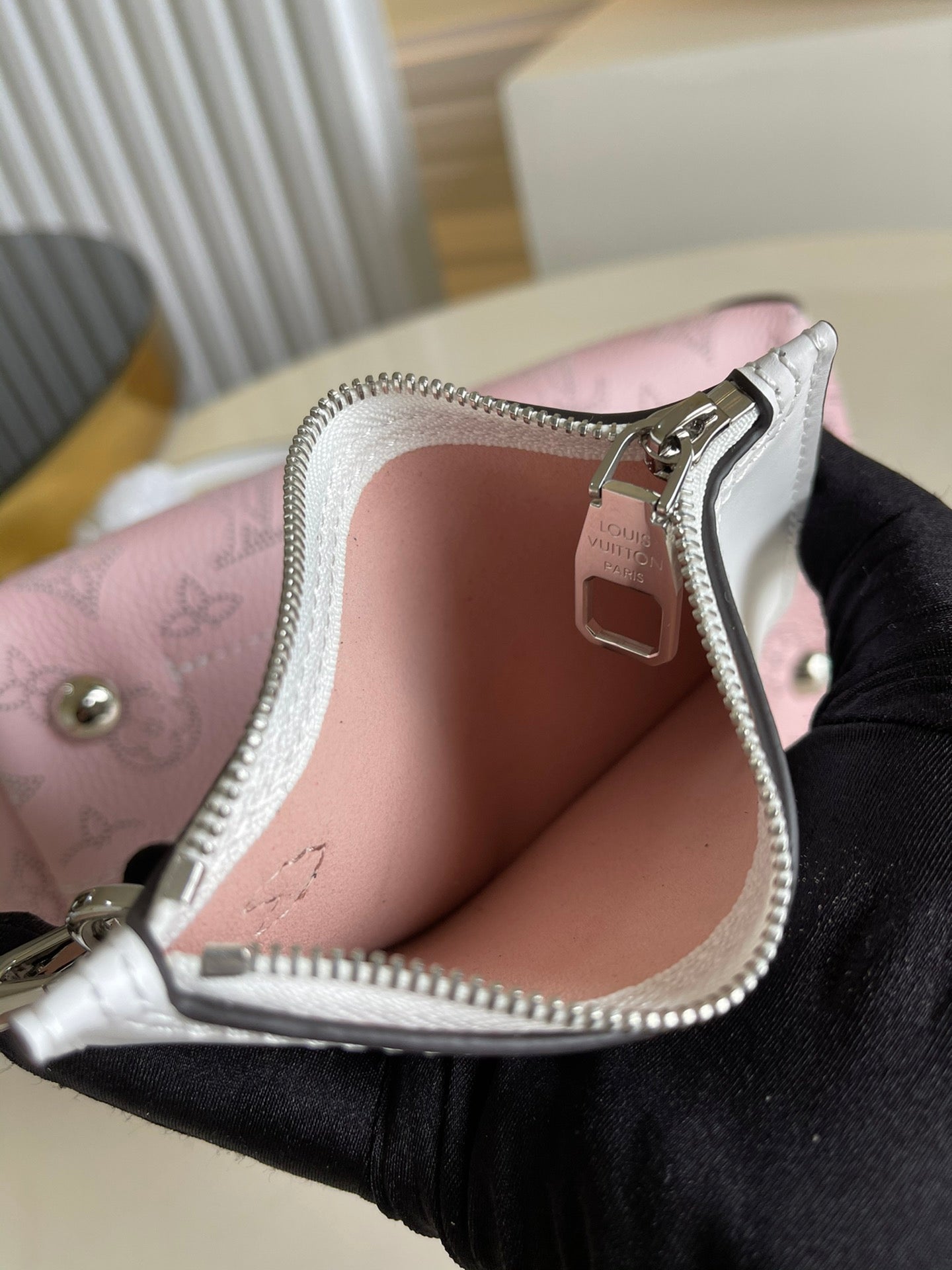 Louis Vuitton Handle Bags 23cm White-Pink