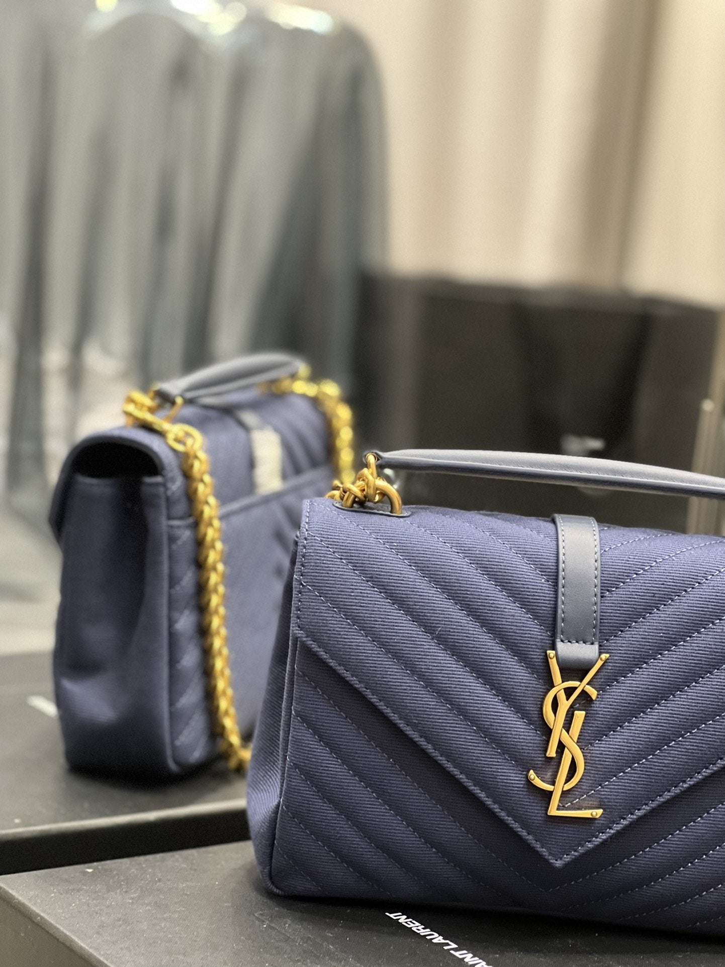 Saint Laurent College Medium Chain Bag 24cm
