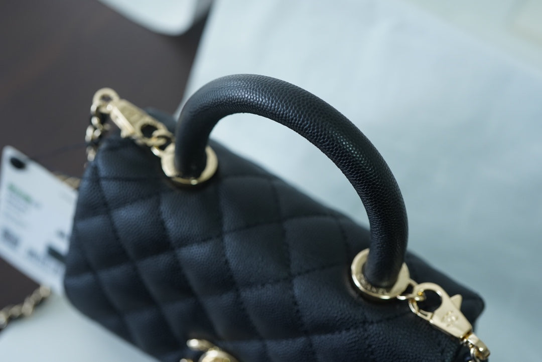 Chanel Classic Mini Flapbag 19cm Black