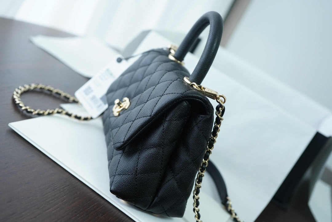 Chanel Classic Mini Flapbag 19cm Black
