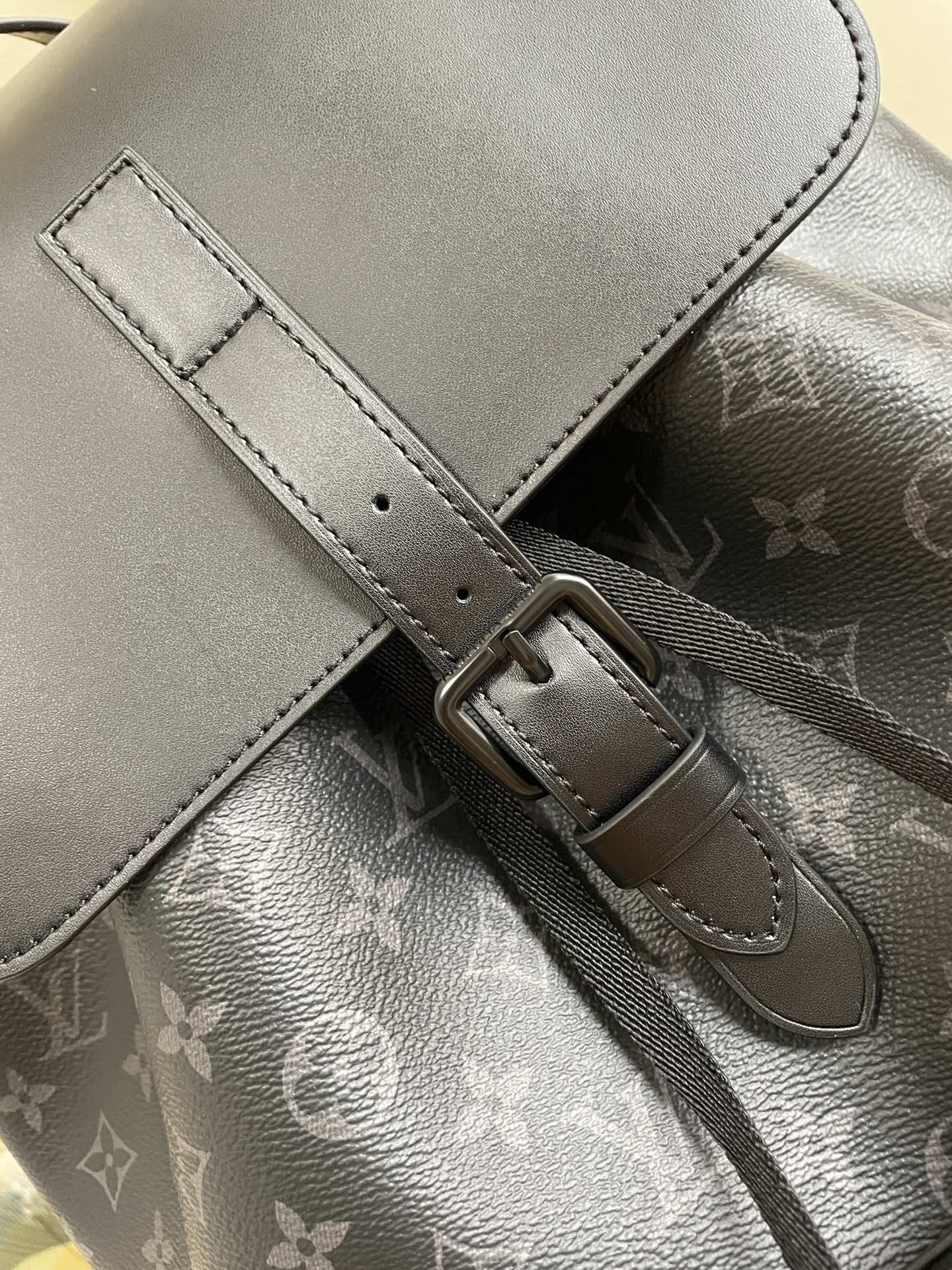 Louis Vuitton Backpack Trio 44cm