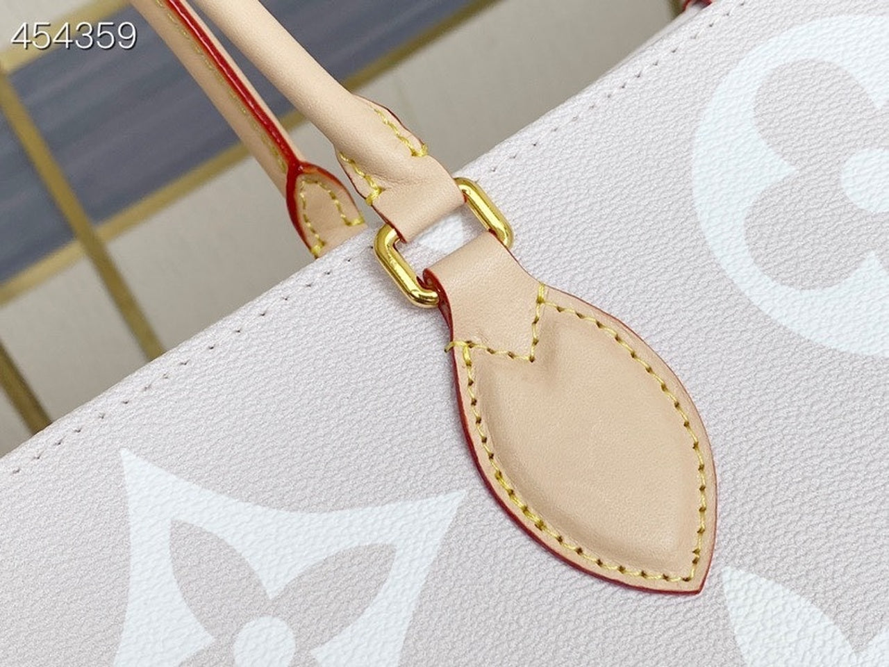 Louis Vuitton OnTheGo GM Bag 42cm Monogram Canvas Spring/Summer Collection M57640 Mist