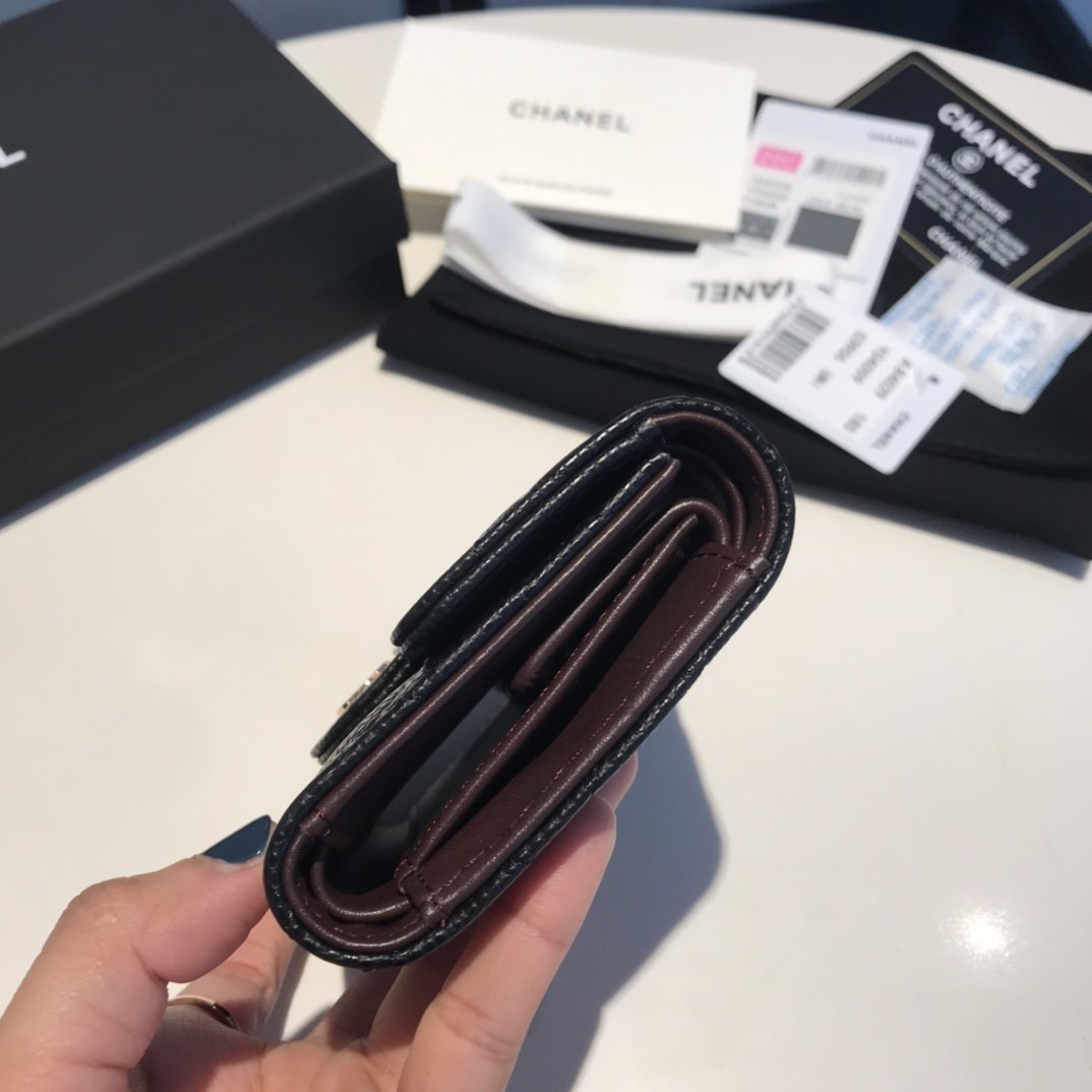 CO-CO Chanel Card Wallet With Gold Hardware 11cm