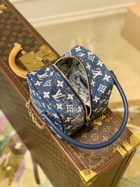 Louis Vuitton Bandoulière M59611 16cm Navy Blue