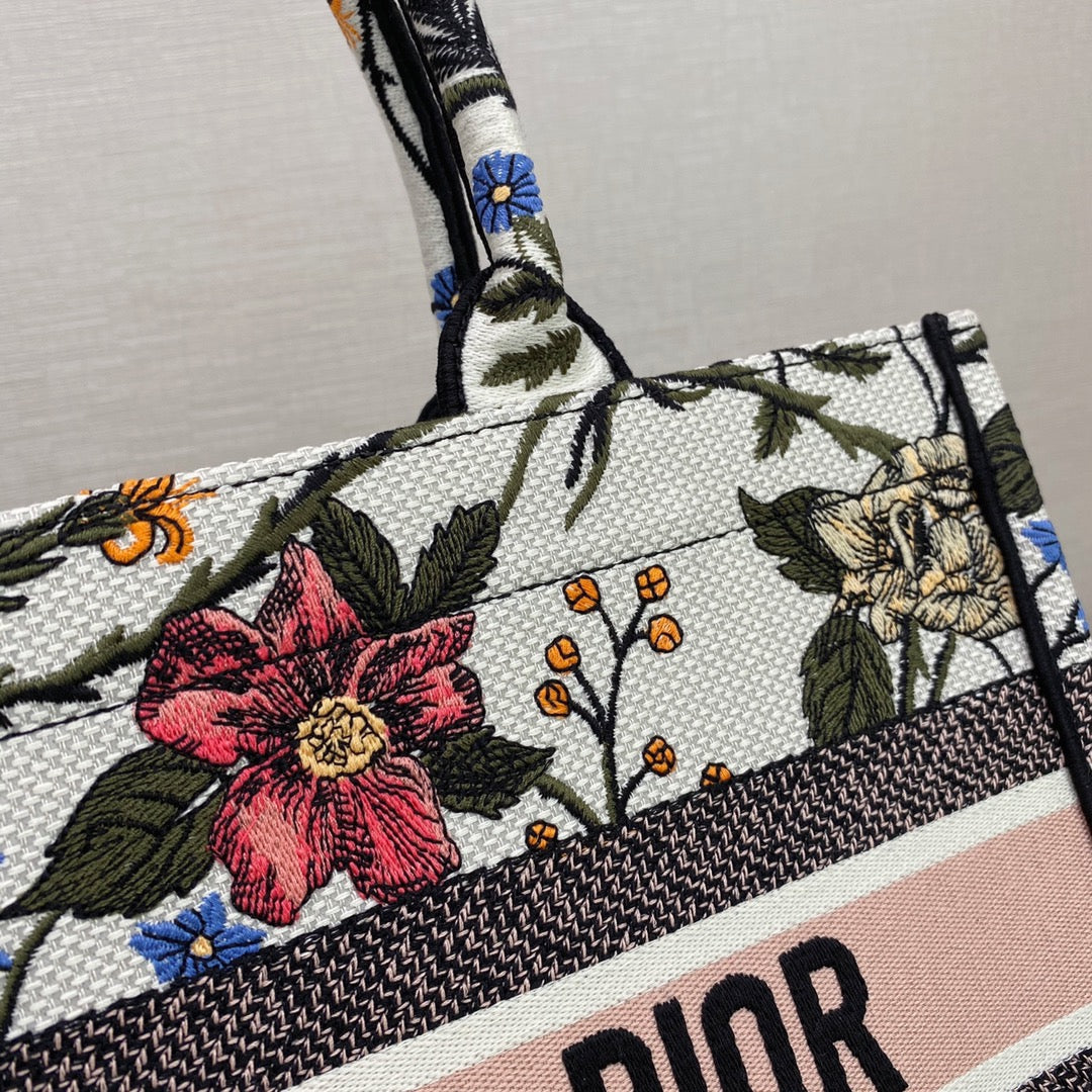 Christian Dior Multicolor Handle Bag 37cm