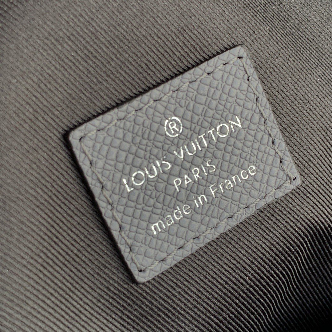 Louis Vuitton Avenue Sling Bag 31cm