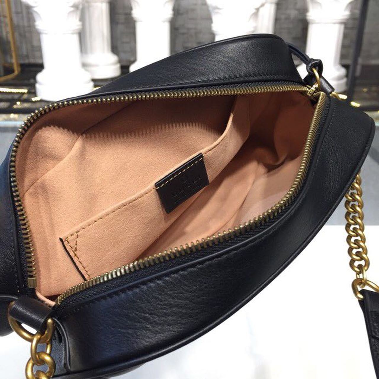 Marmont Small Camera Case Shoulder Bag 24cm ?447632 Matelass? Chevron Leather Spring/Summer Collection, Black