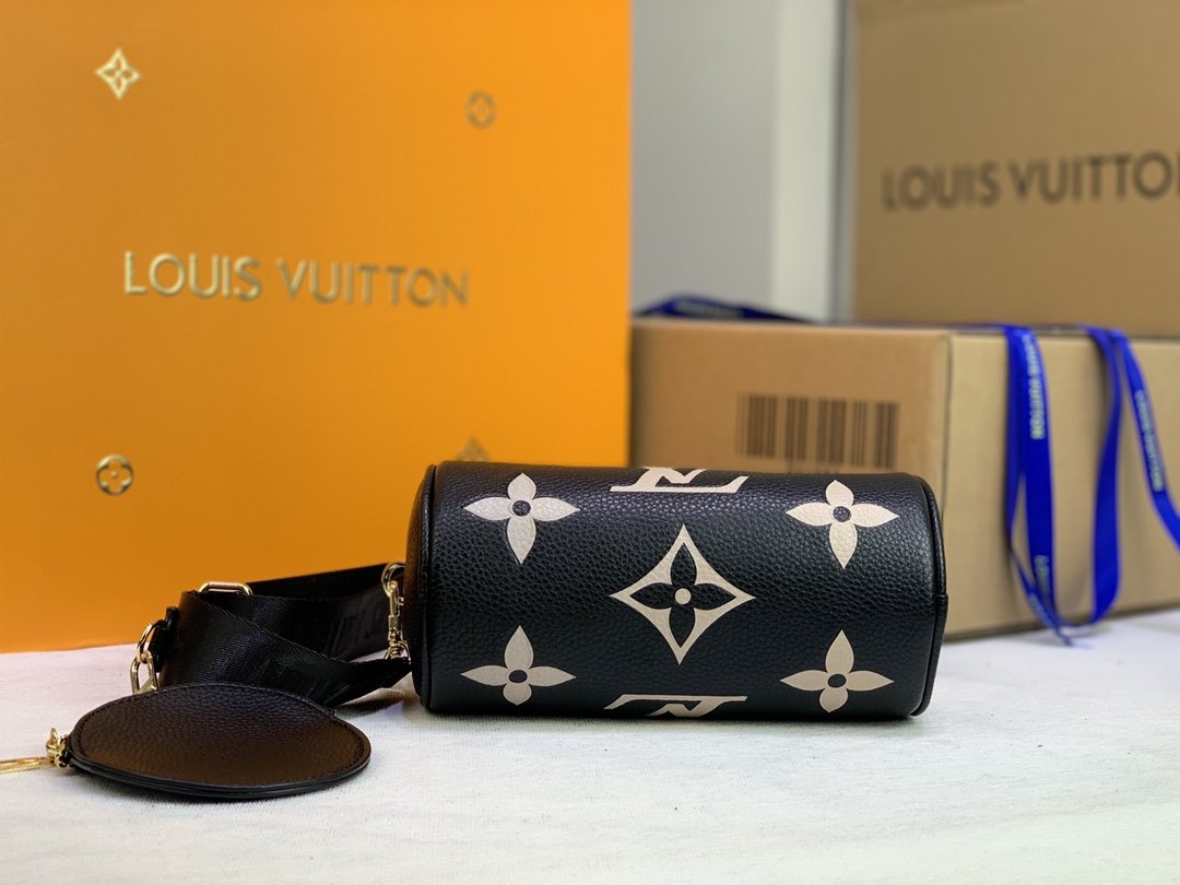 Louis Vuitton Monogram 20cm Black