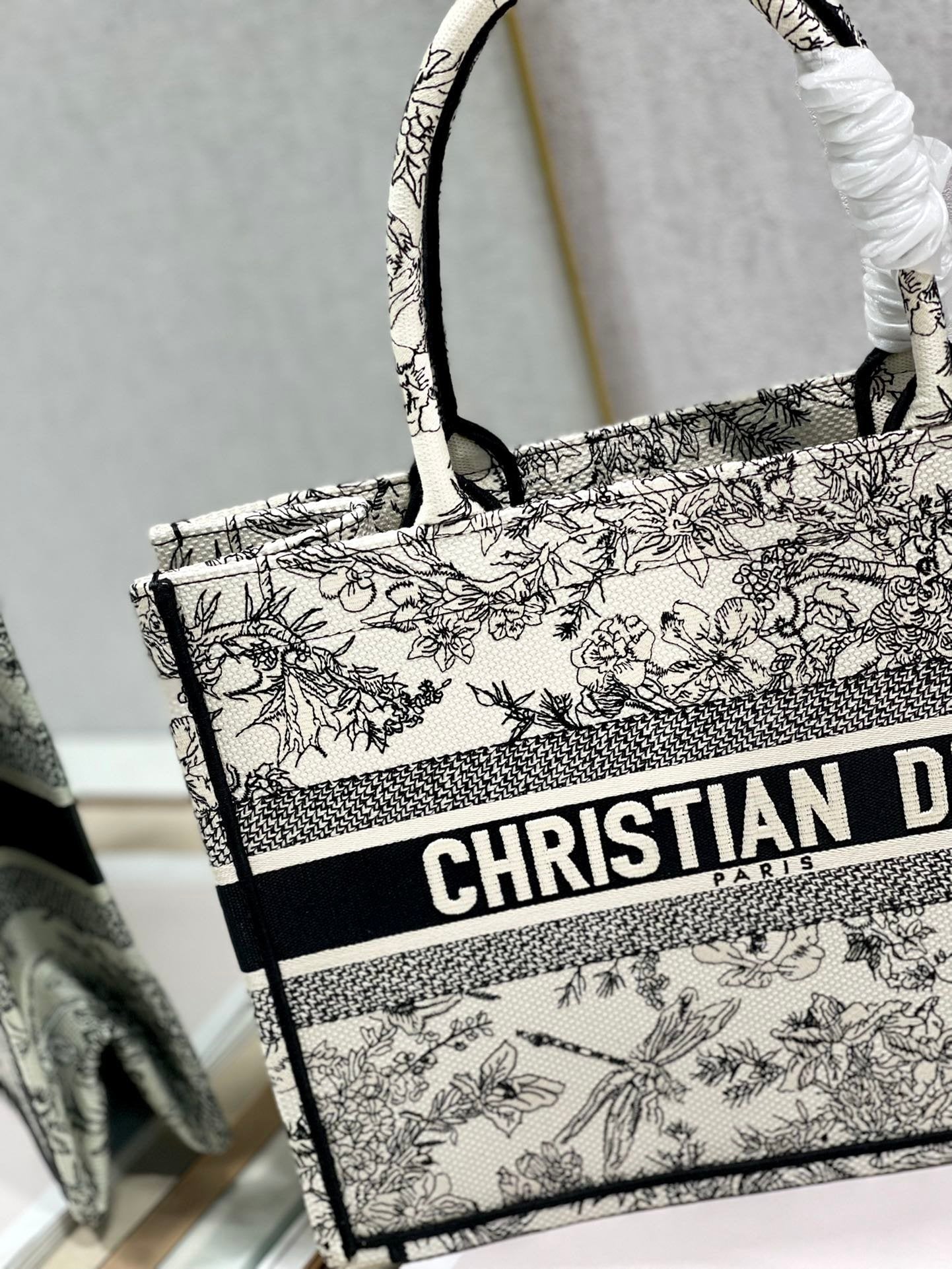 Christina Dior Medium Book Tote Bag 36cm Black/White