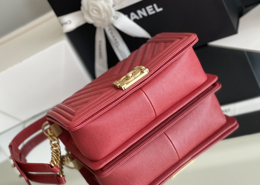 Chanel Medium Classic Flapbag 25cm Red