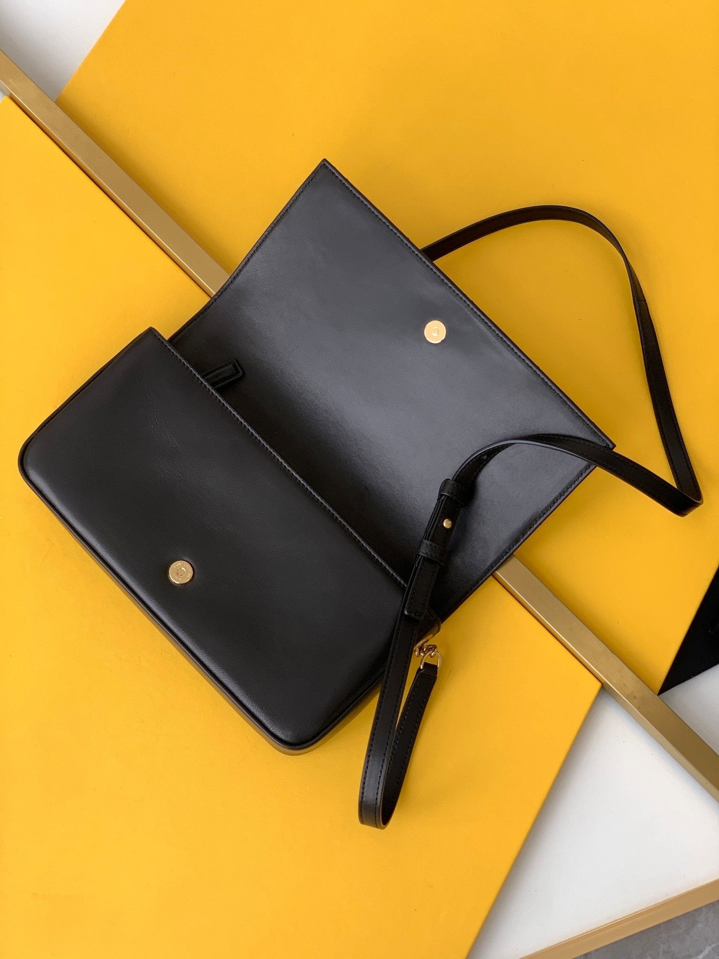 Saint Laurent Kate Supple 99 With Gold Hardware 26cm