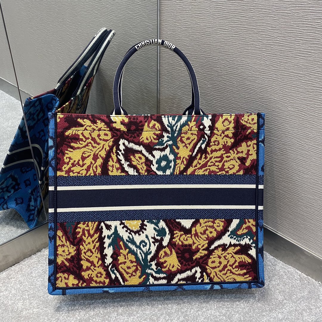 Christian Dior Multicolor Book Tote Paisley Embroidery 42cm