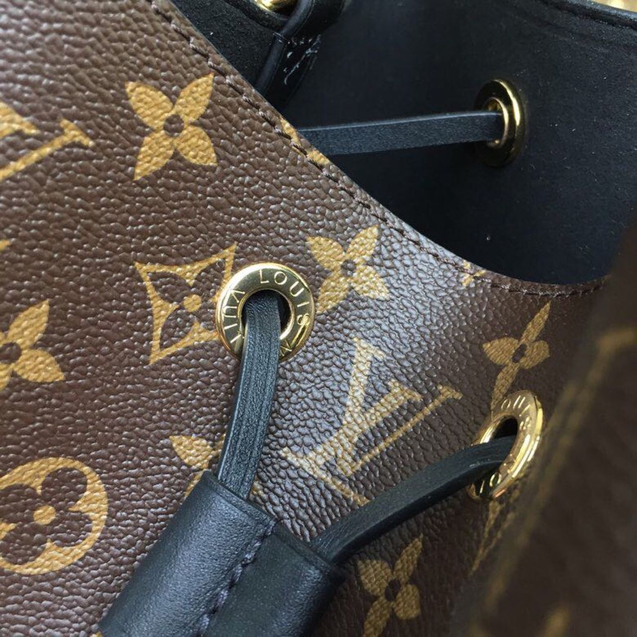 Louis Vuitton NoNo Bucket Bag Monogram Canvas Spring/Summer Collection M44020 Black