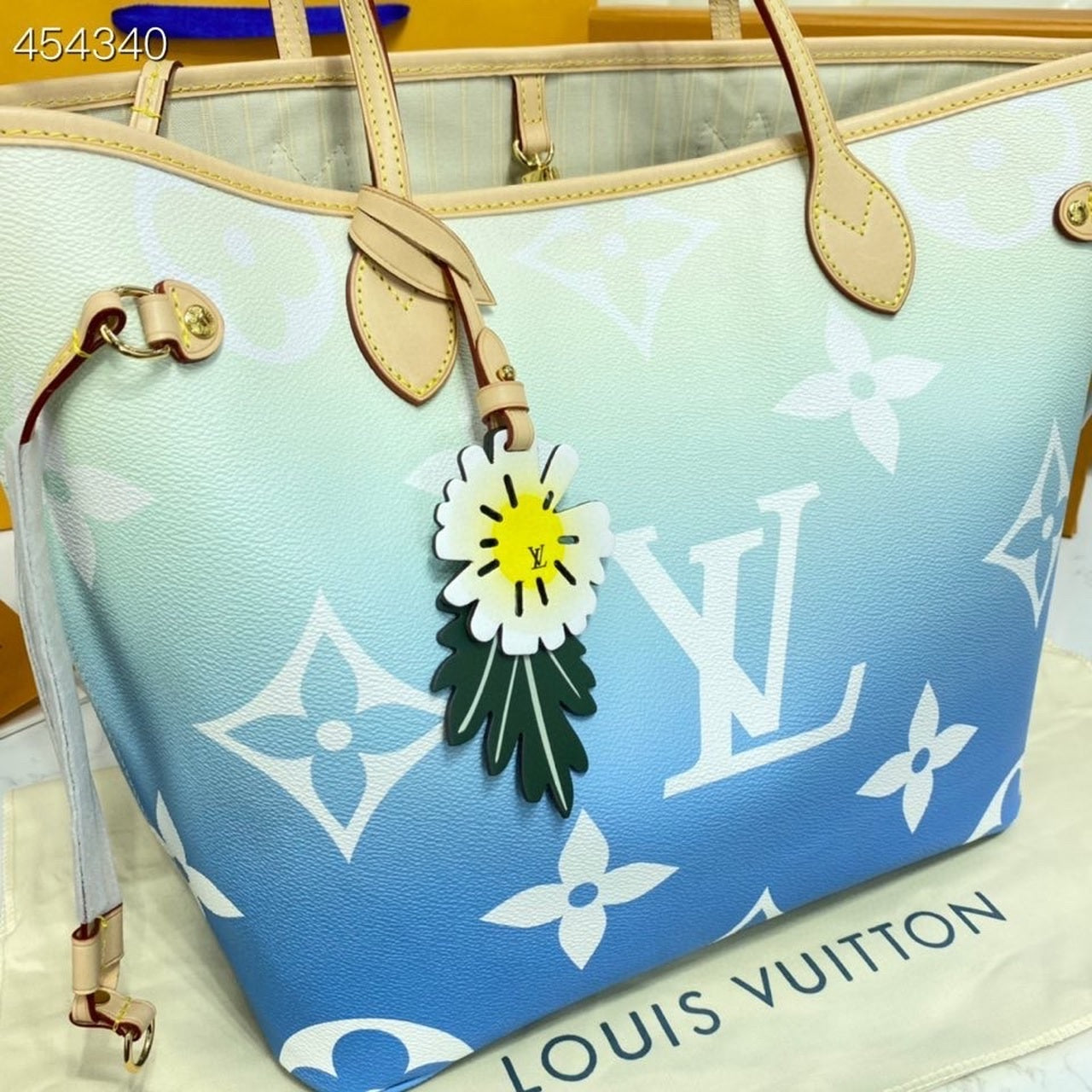 Louis Vuitton Neverfull MM Bag 32cm Monogram Canvas Spring/Summer Collection M57688 Blue