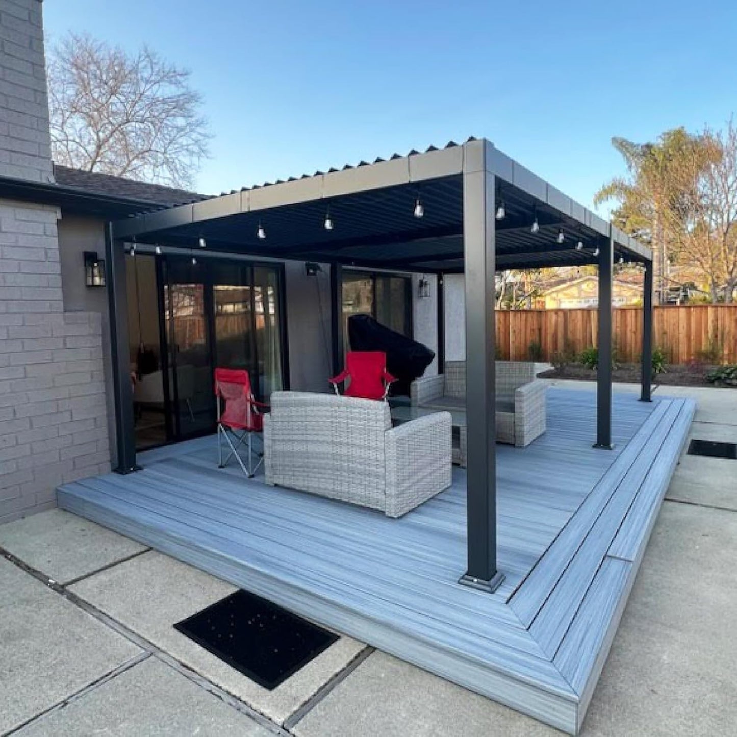 PURPLE LEAF 11.5' x 15' Louvered Aluminum Pergola with Adjustable Roof