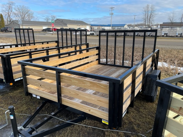 Heavy-Duty Utility Trailer 7×10 Wood Floor, Single Axle, LED Lights
