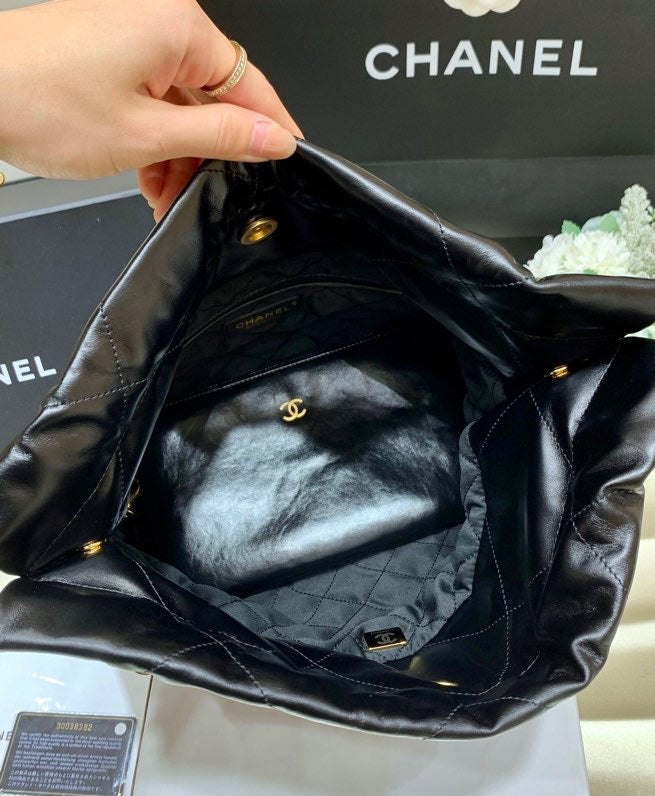 Chanel 22 Large Handbag 37cm Black