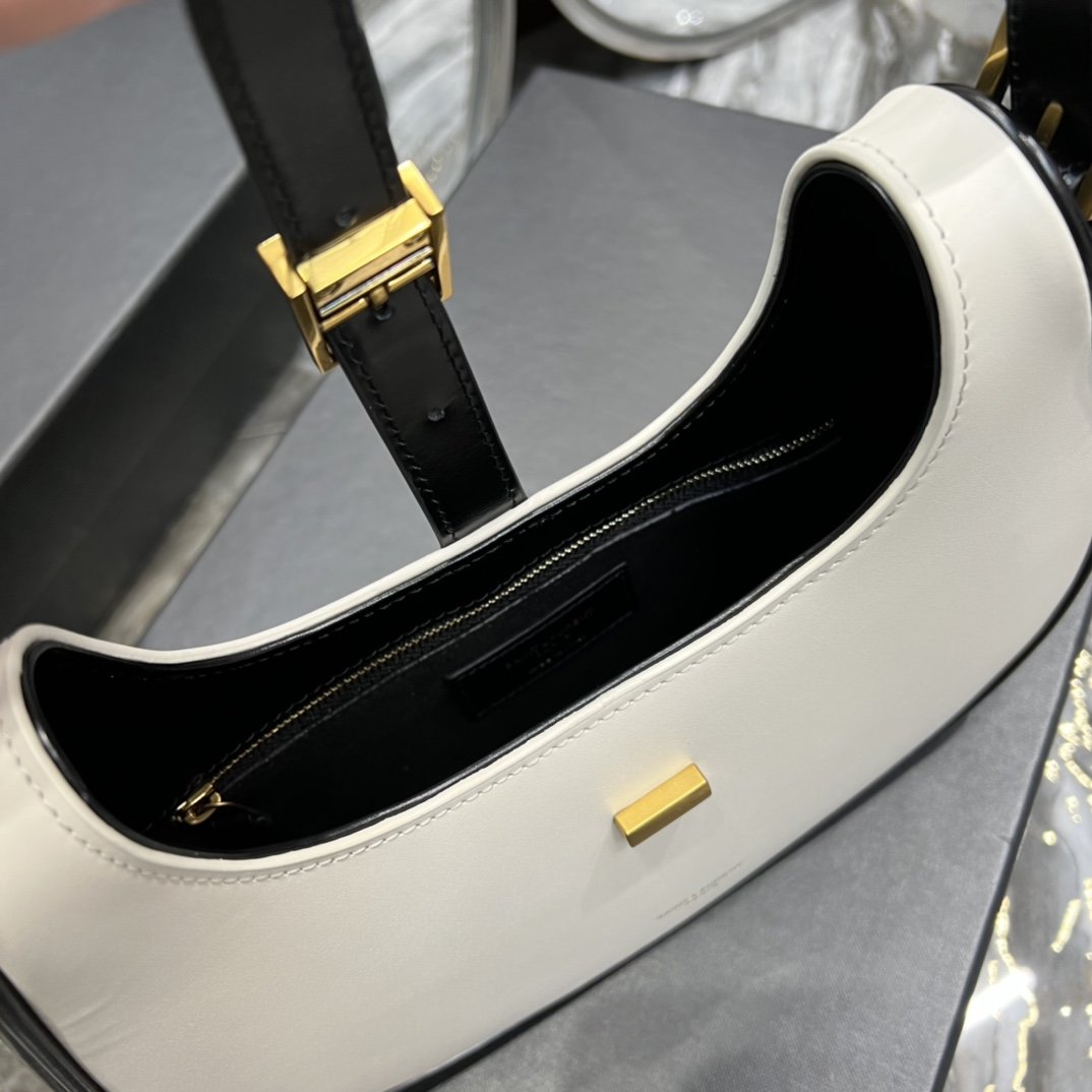 Saint Laurent Le Fermoir Hobo Bag With Gold Hardware 24cm