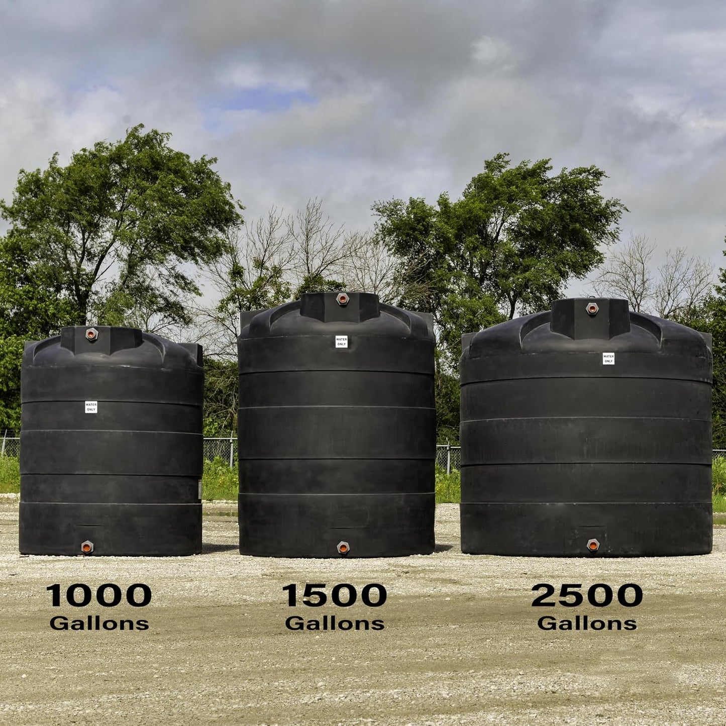 2500 Gallon Vertical Plastic Water Storage Tank
