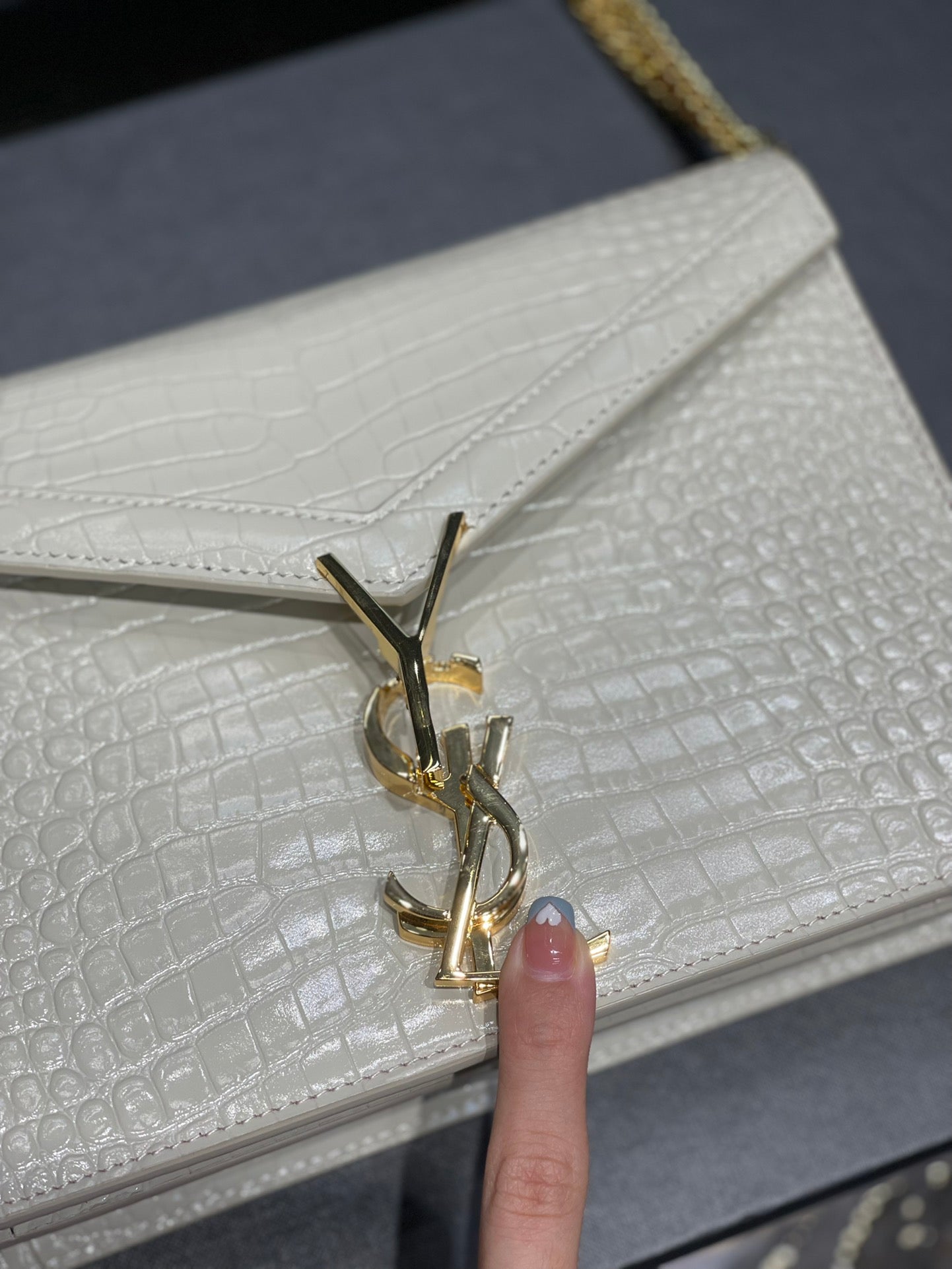 Saint Laurent Cassandra Medium Chain Bag In Grain De Poudre Embossed 22cm Beige