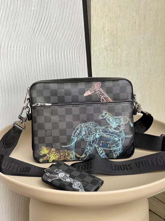 Louis Vuitton Gaston Wearable Wallet 22cm