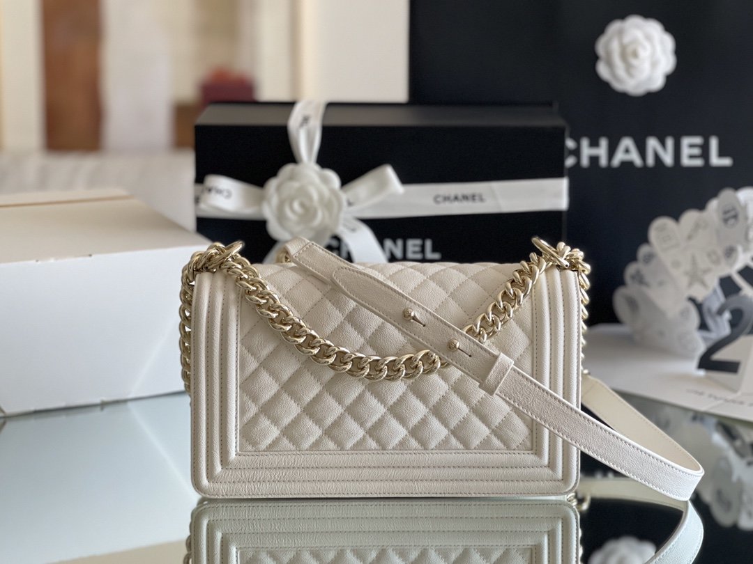 Chanel Medium Classic Flapbag 25cm White