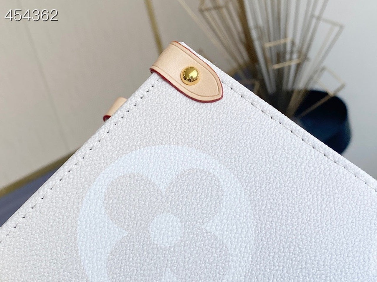 Louis Vuitton OnTheGo GM Bag 25cm Monogram Canvas Spring/Summer Collection M57639 Light Blue