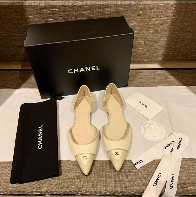 Chanel Women’s Pumps 2021 Cream