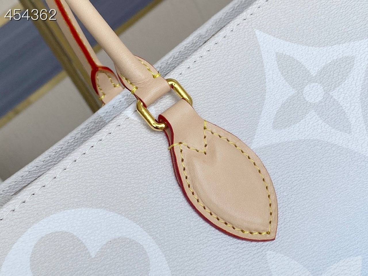 Louis Vuitton OnTheGo GM Bag 25cm Monogram Canvas Spring/Summer Collection M57639 Light Blue
