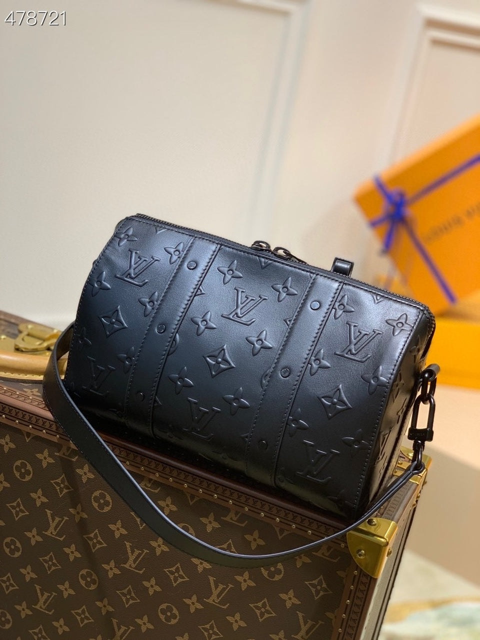 Louis Vuitton Keepall City Bag 28cm Monogram Seal Cowhide Canvas Spring/Summer Collection M57961, Black