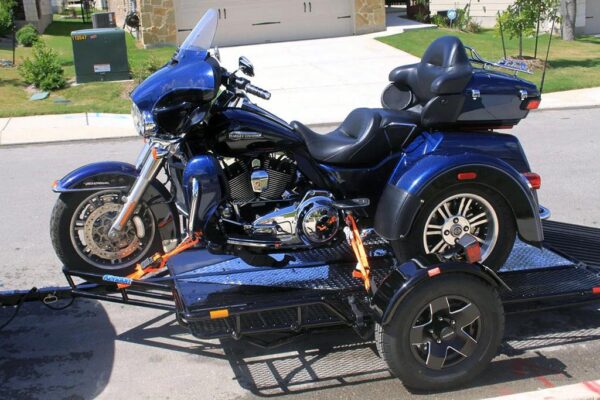 Stand-Up Motorcycle Trailer – Ride-Up, Single Rail