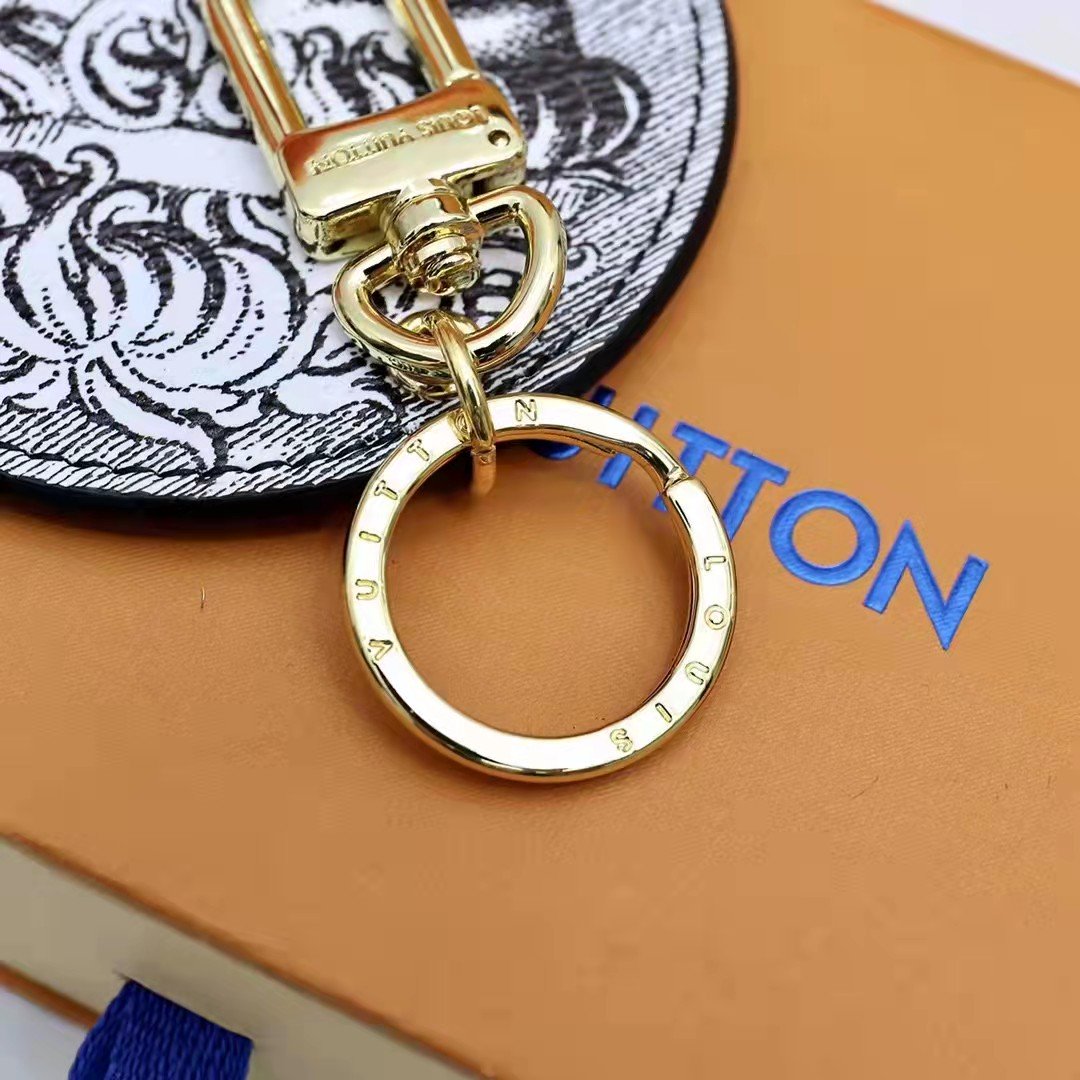 Louis Vuitton Cameo Coin Illustre Bag Charm And Key Holder