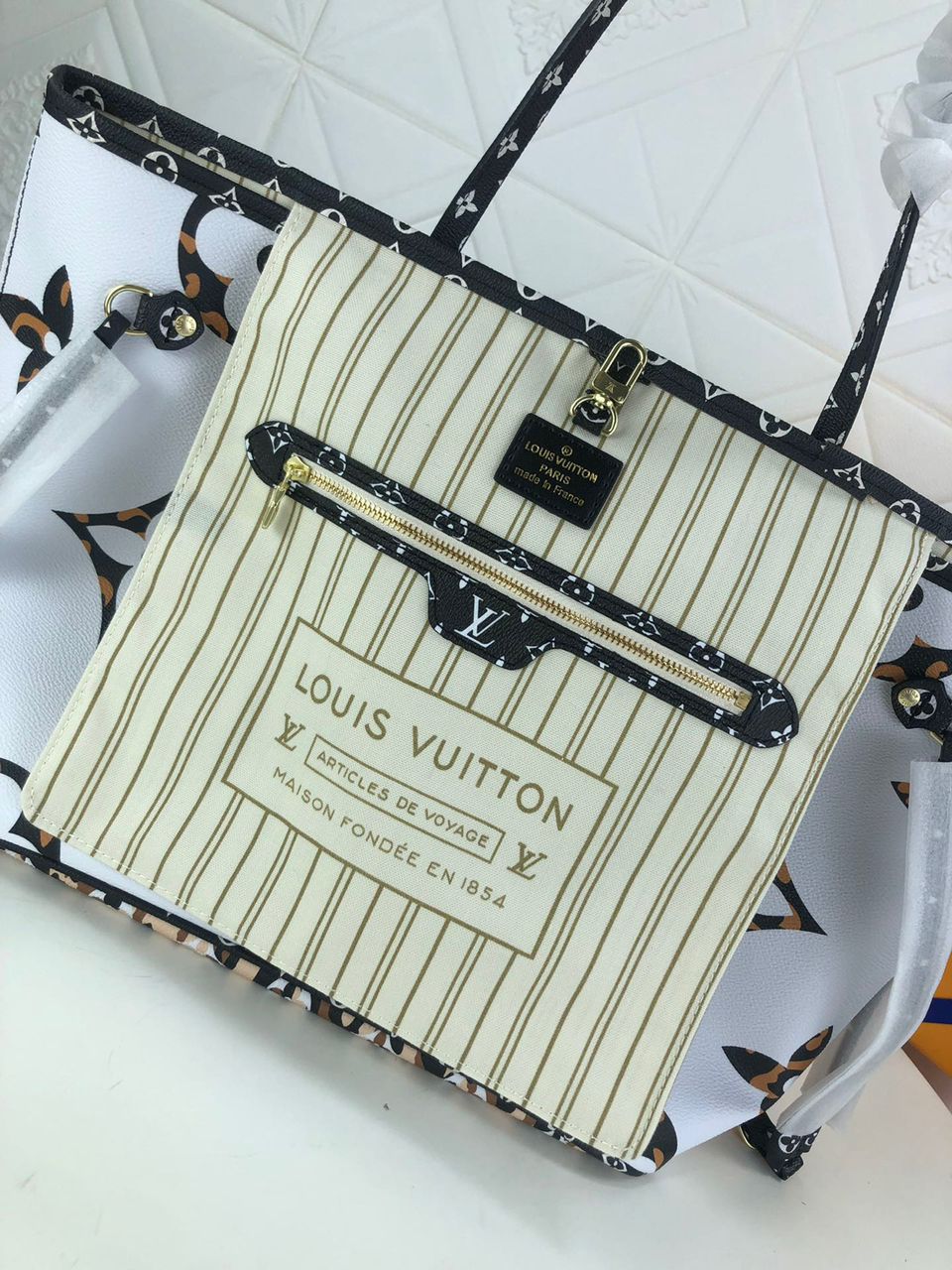 Louis Vuitton Neverfull MM Monogram Empreinte 31cm White/Orange